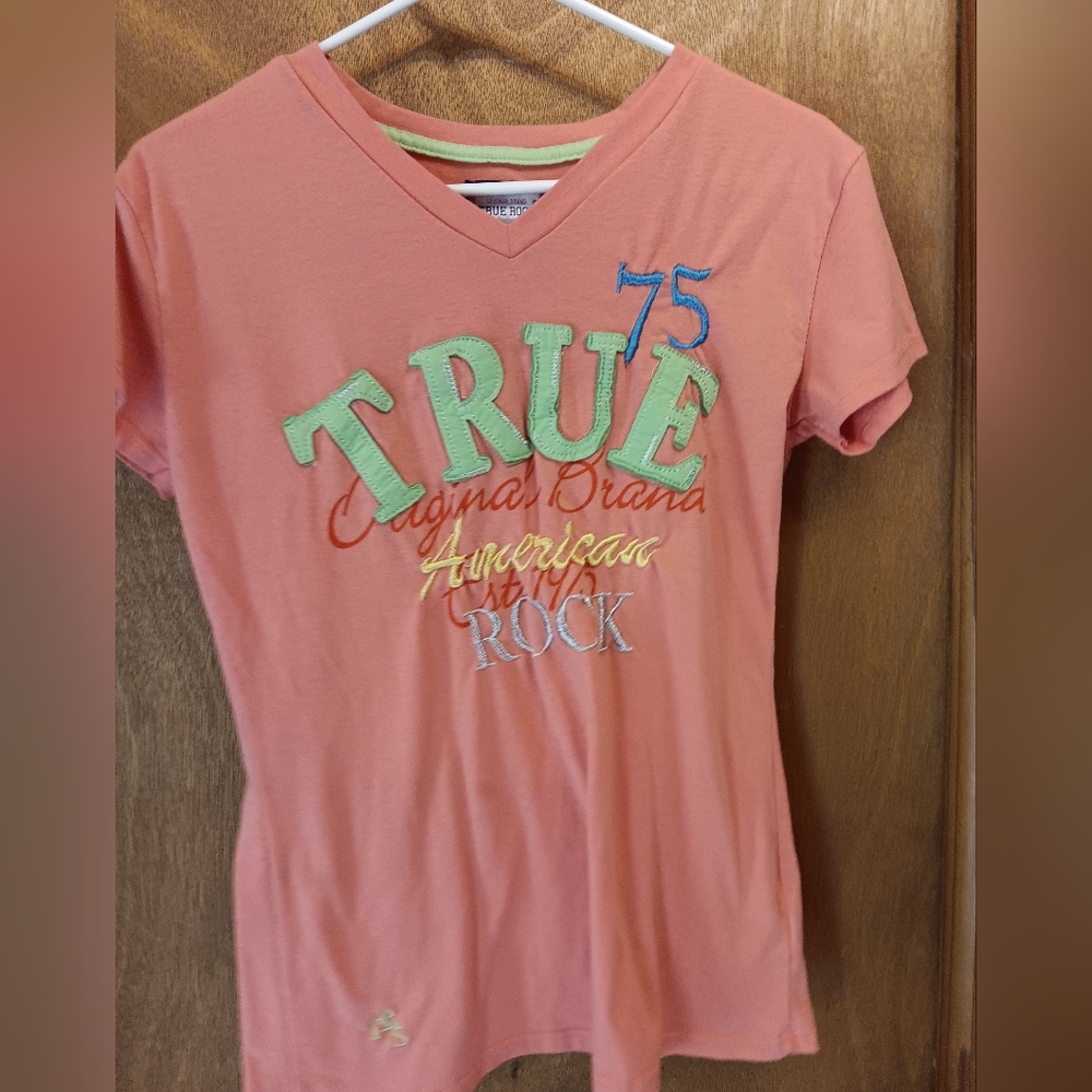 TRUE ROCK Multi-Color Embroidered Logo V-Neck T-Shirt